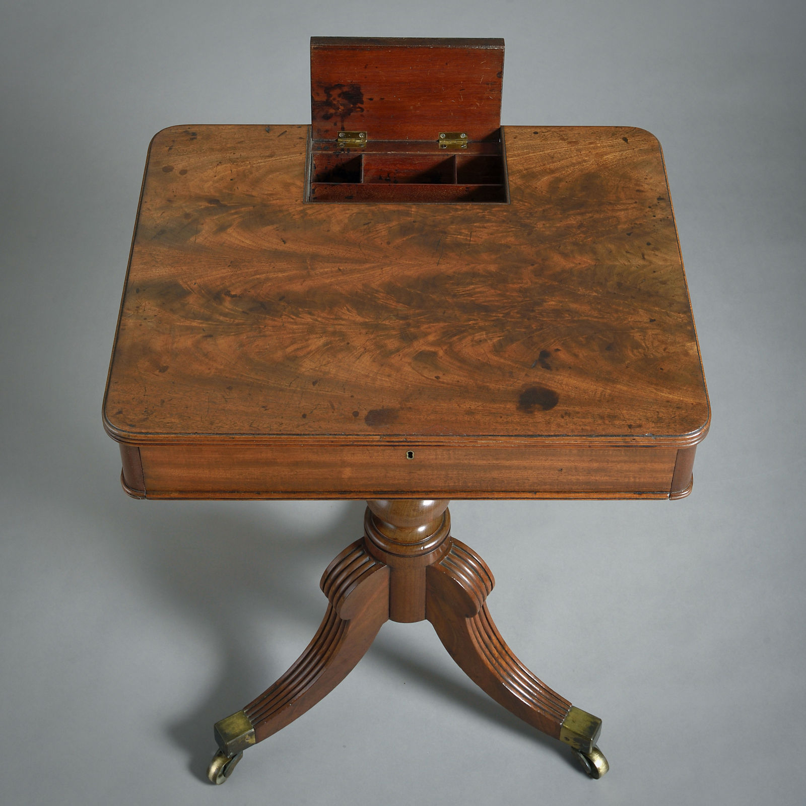 REGENCY MAHOGANY TRIPOD ‘CHAMBER’ TABLE ATTRIBUTED TO GILLOW'S