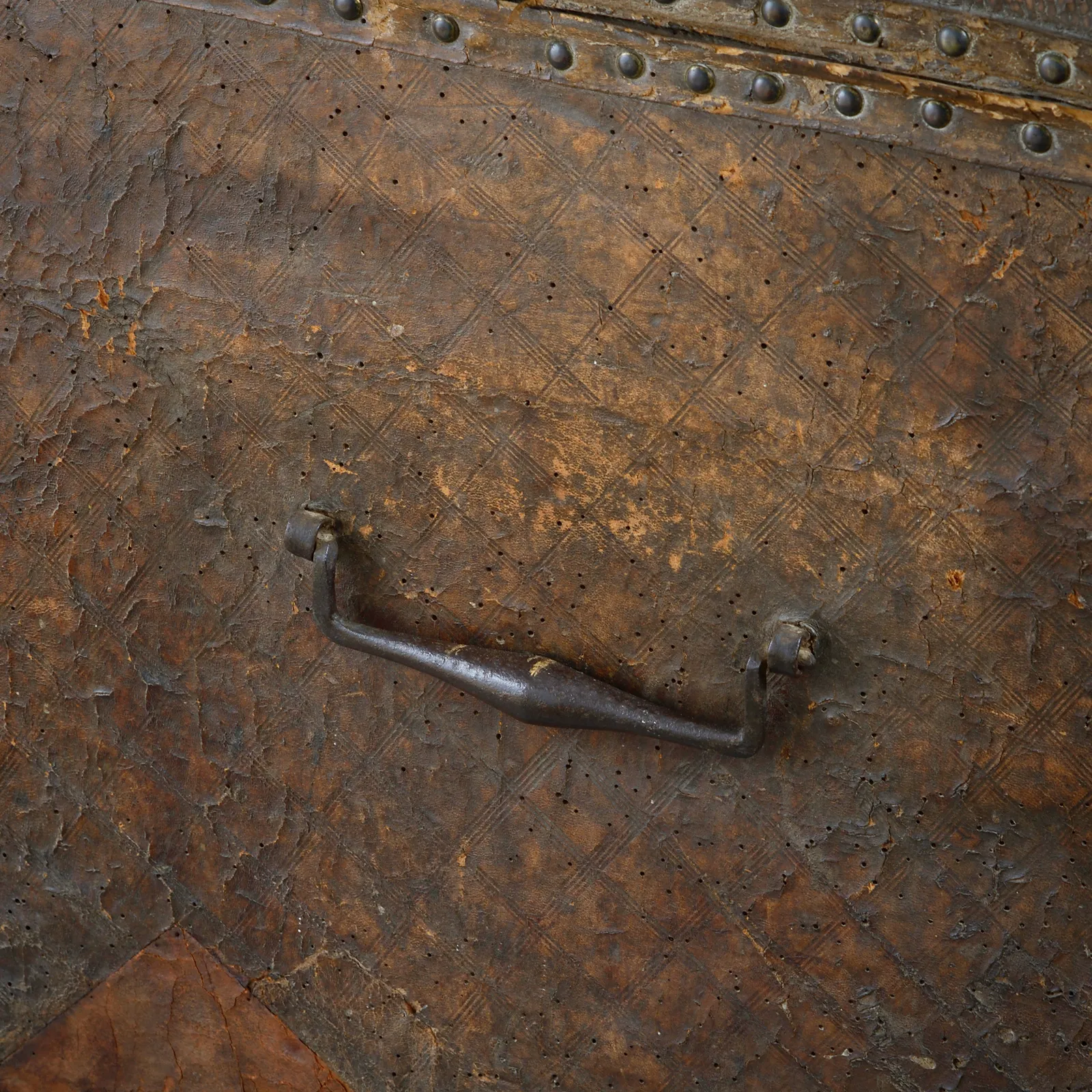 GEORGE II BRASS-STUDDED LEATHER TRUNK ON STAND