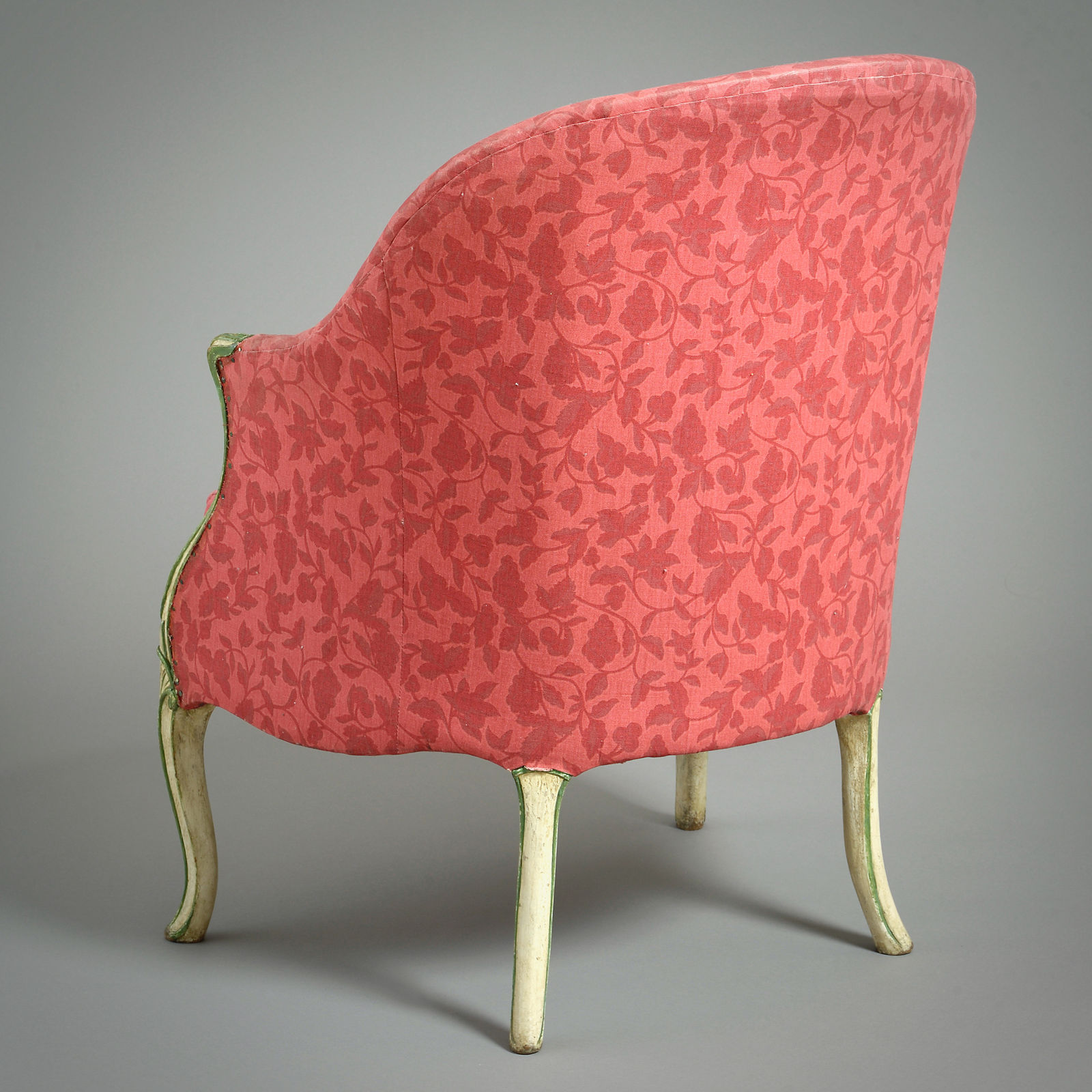 GEORGE III GREEN-AND-WHITE PAINTED BERGÈRE IN THE MANNER OF THOMAS CHIPPENDALE