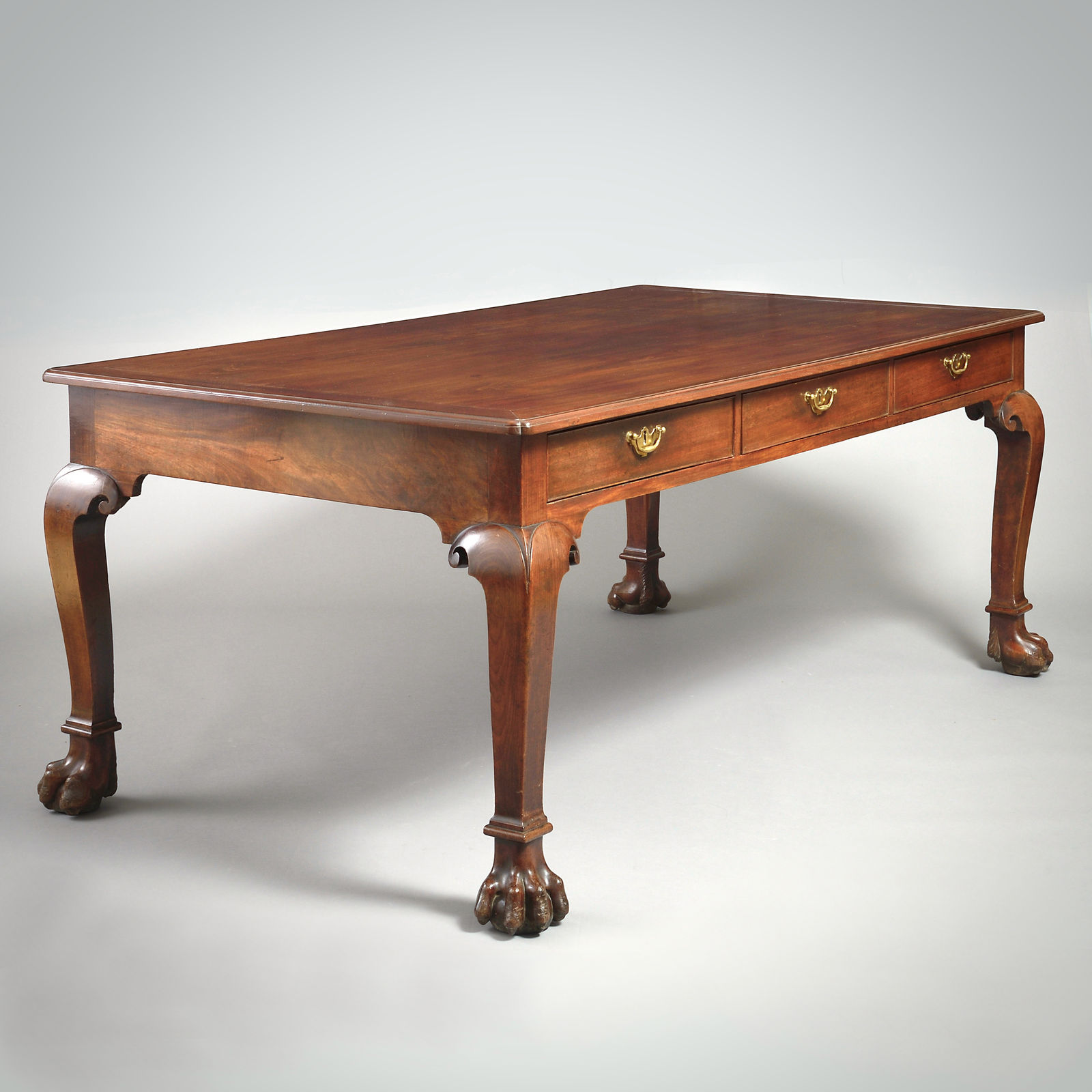 MAGNIFICENT GEORGE II MAHOGANY LIBRARY TABLE