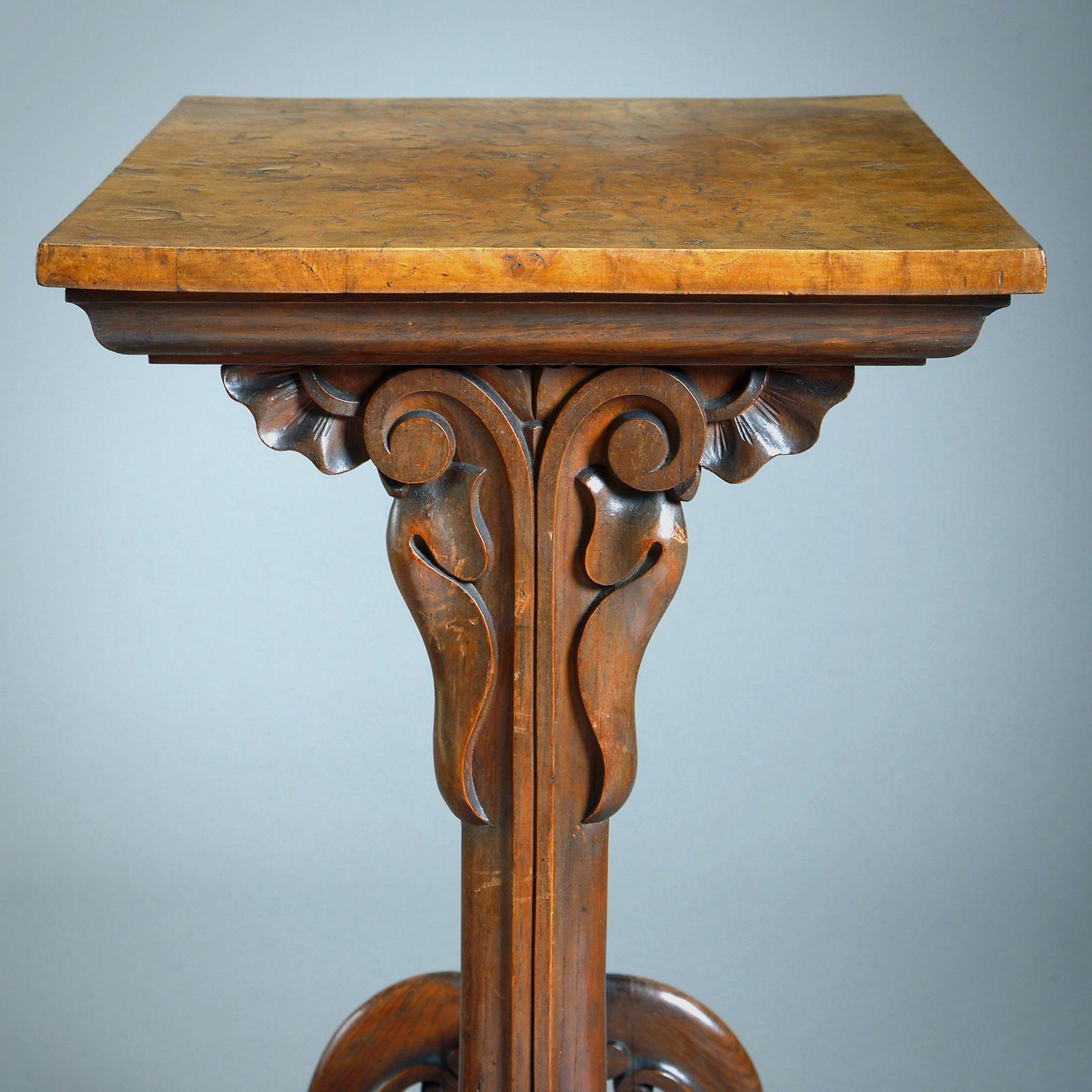 EARLY VICTORIAN OAK AND BURR OAK LAMP TABLE