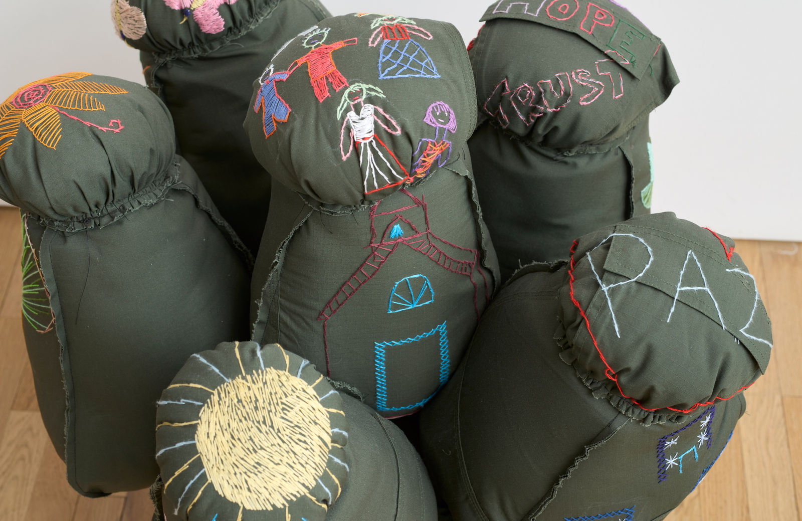 Margarita Cabrera, Space in Between - Bisnaga, in collaboration with A.G., 2016