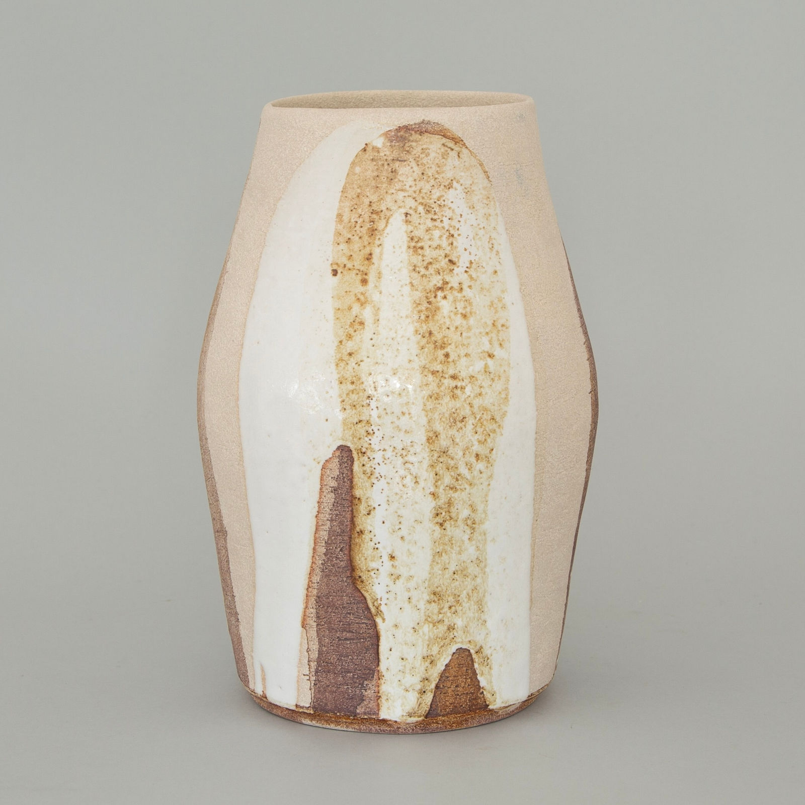 Leslie McKinley Howell, Abstract, 2023