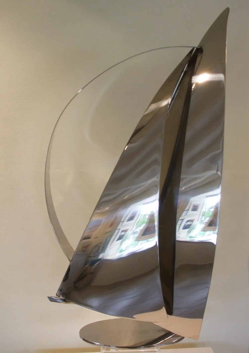 John Mellows, Large yacht on an oval base