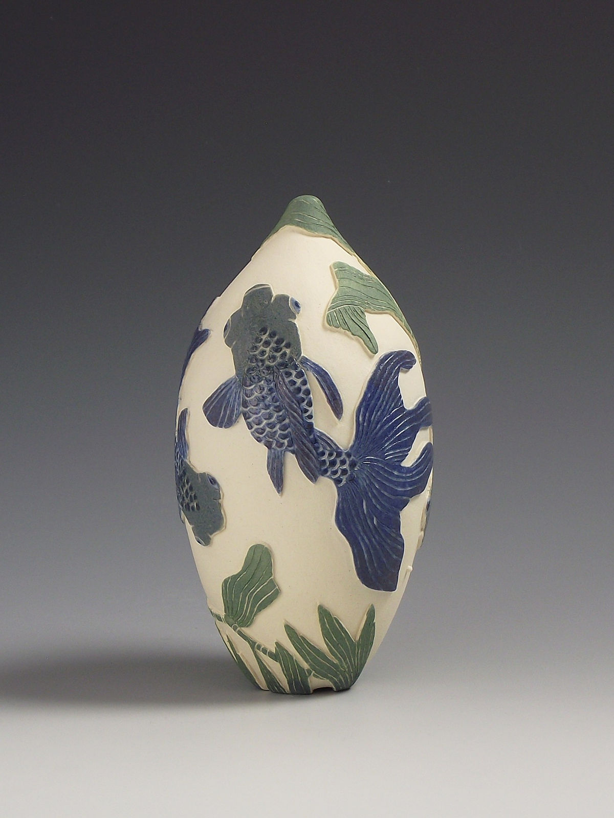 Tiffany Scull, Swimming Moor fish vessel