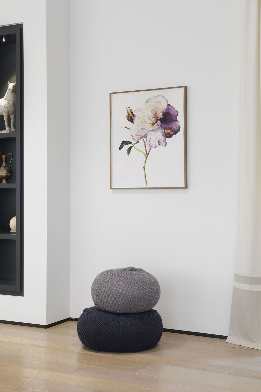 Rosie Sanders, The dark side of the moon