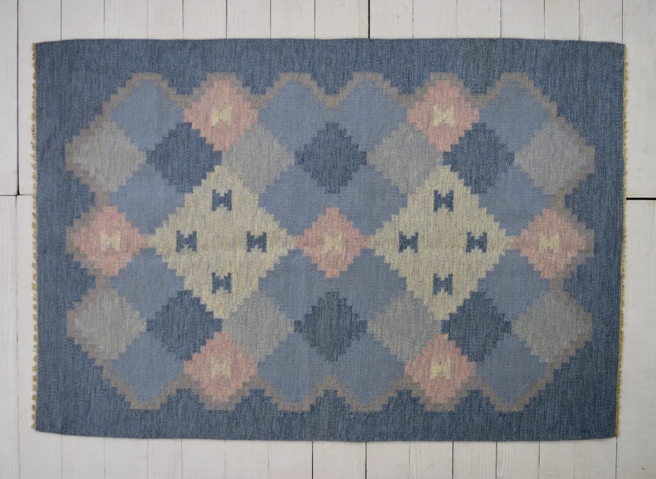 Swedish flat woven rug by Ingegerd Silow