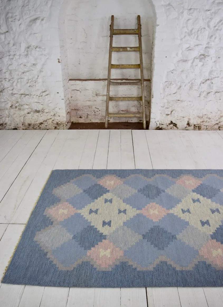 Swedish flat woven rug by Ingegerd Silow