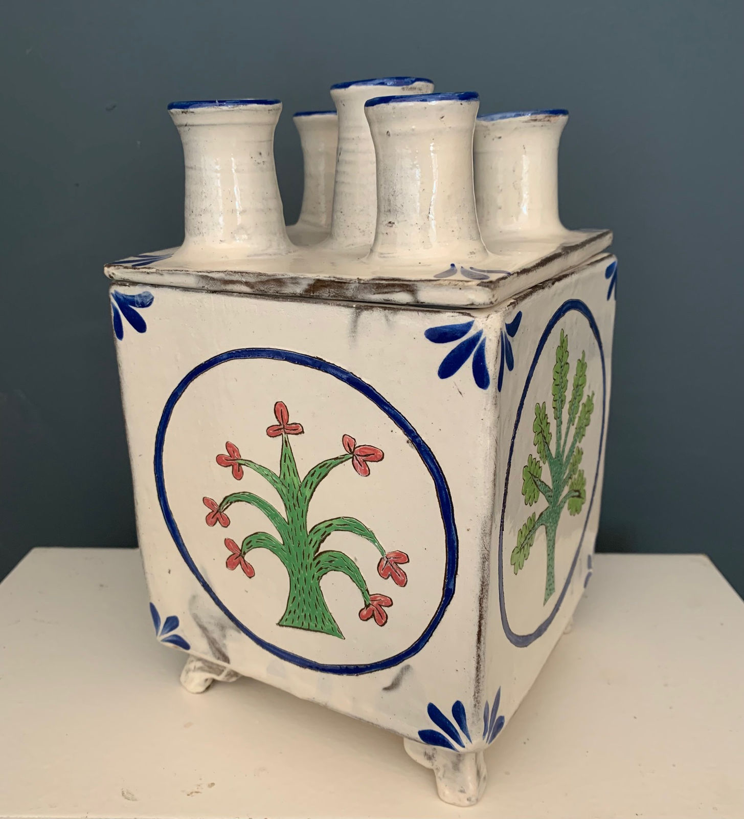 Katrin Moye, Square Flower Brick