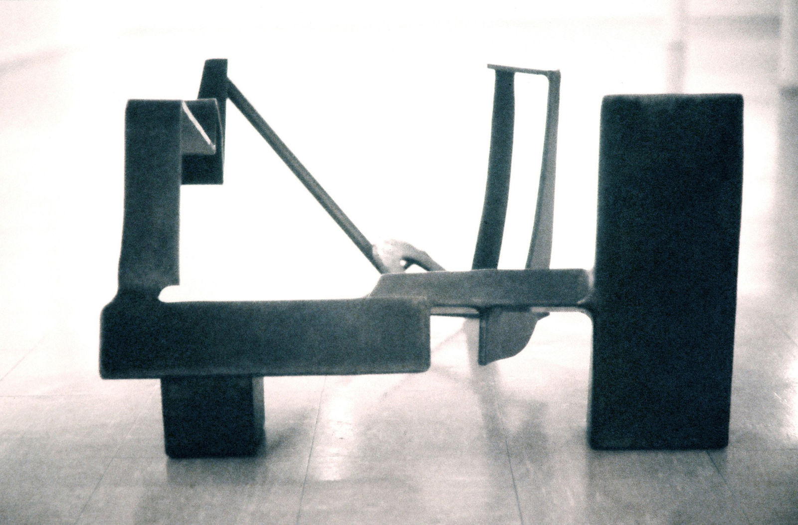 Table Base, 1987