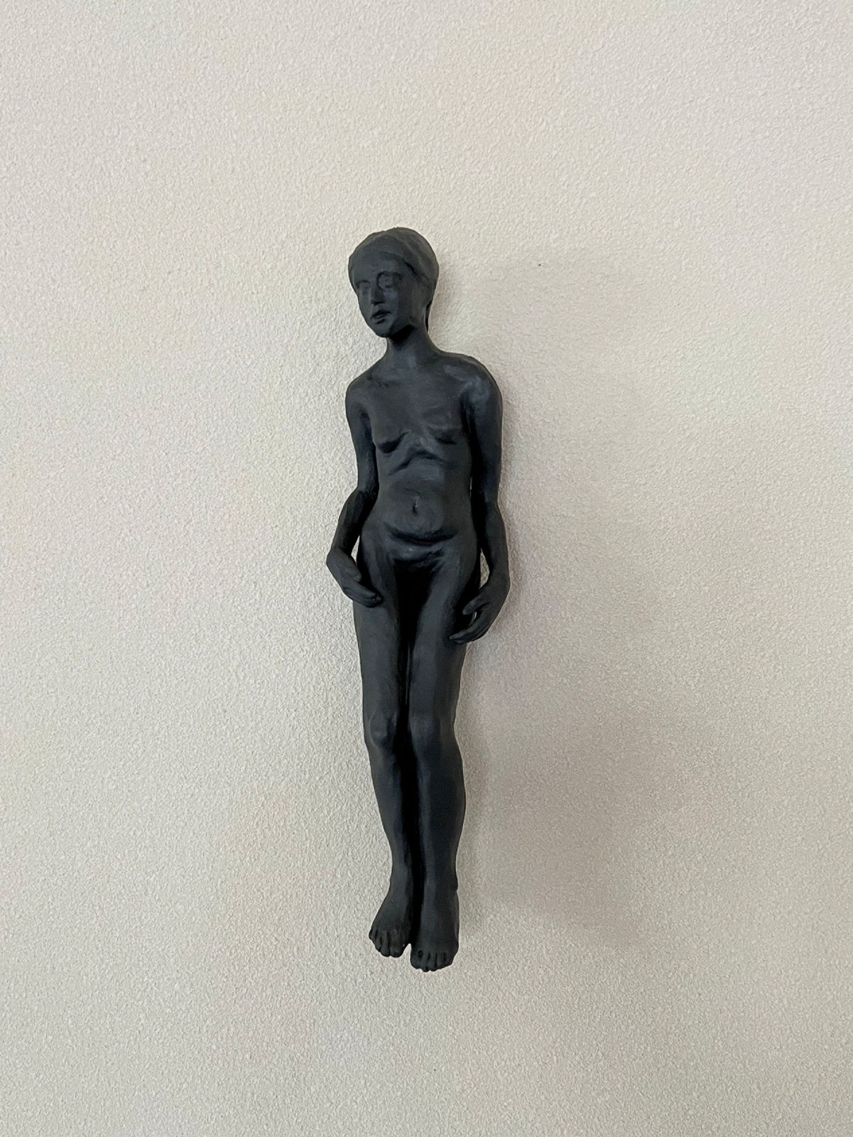 Camilla Taylor, Mud Body (Leaning), 2022