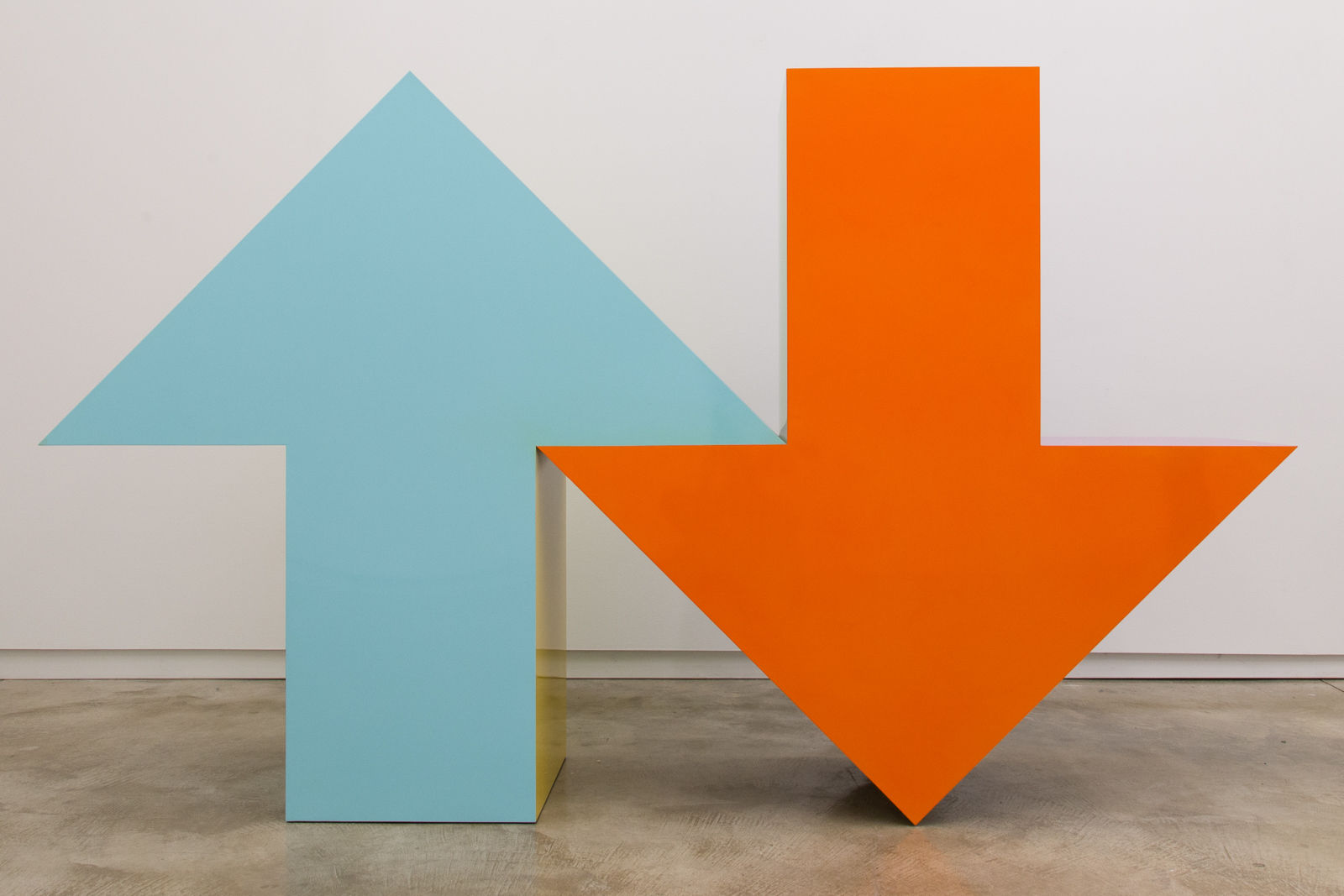 Tony Tasset, Arrow Sculpture, 2015