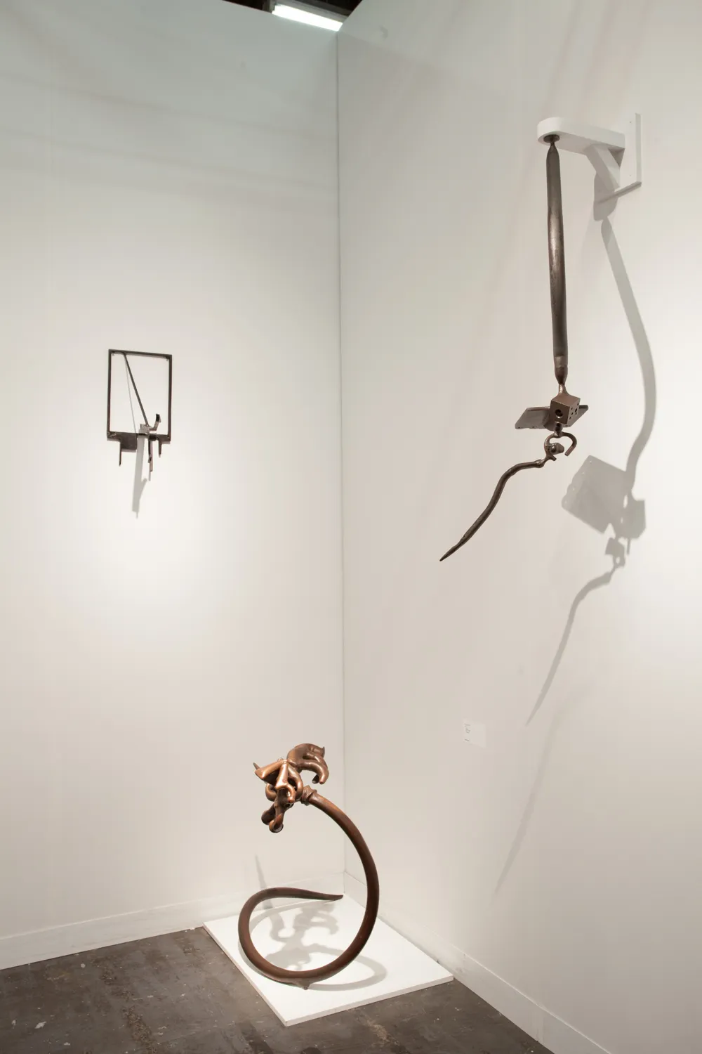 Richard Hunt, Hanging Form, 1962