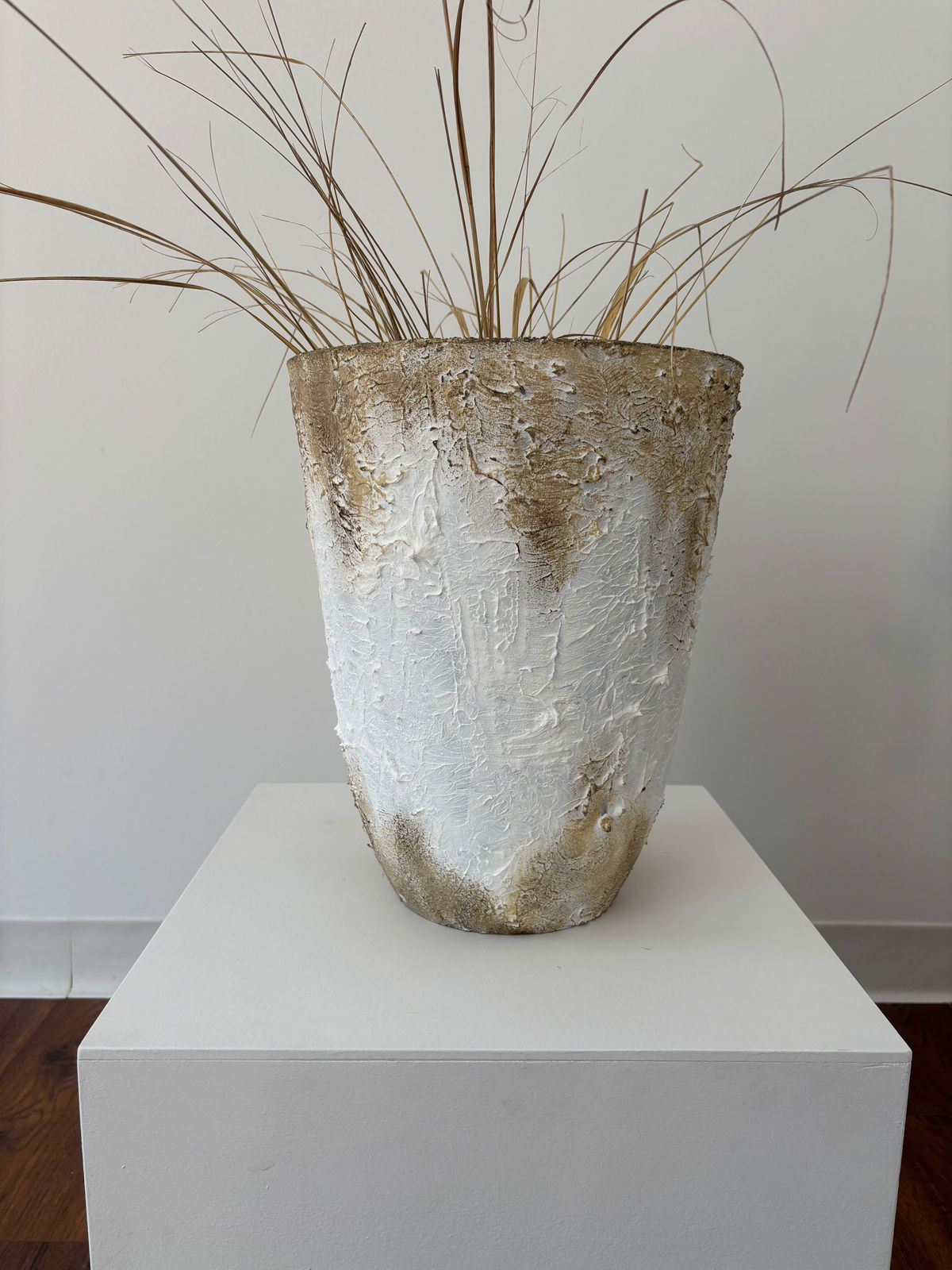 Kelly-Mckenna Gallery, UNTITLED NO. 01, 2025