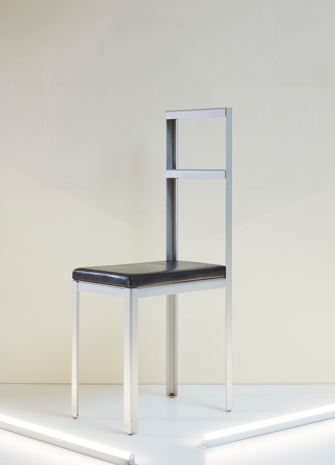 Robert Wilson, Chaise Hamletmachine, Ca. 1986