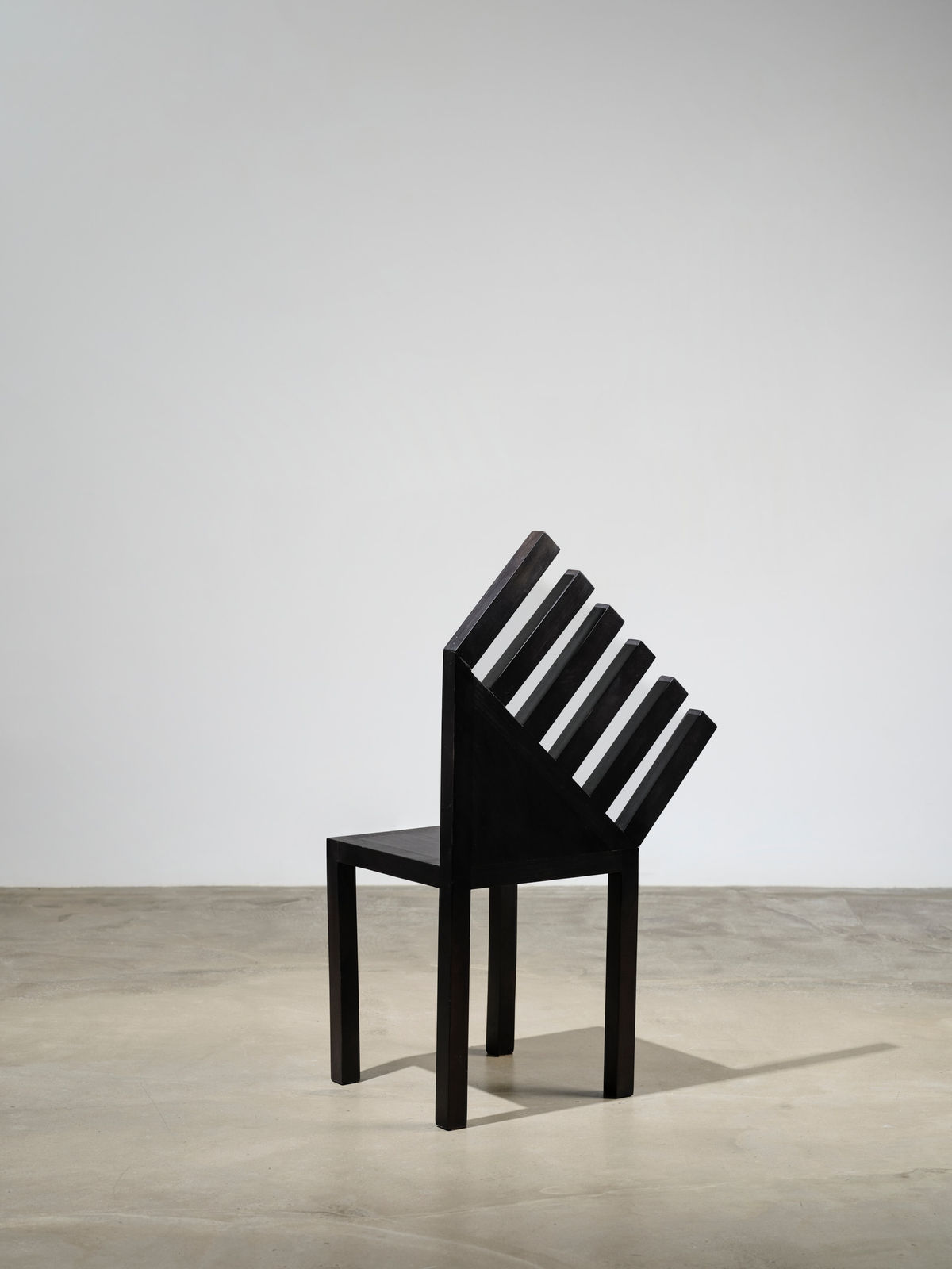 Paolo Pallucco, Sedia 92 - Sedia raggiante per propria geometria, 1990