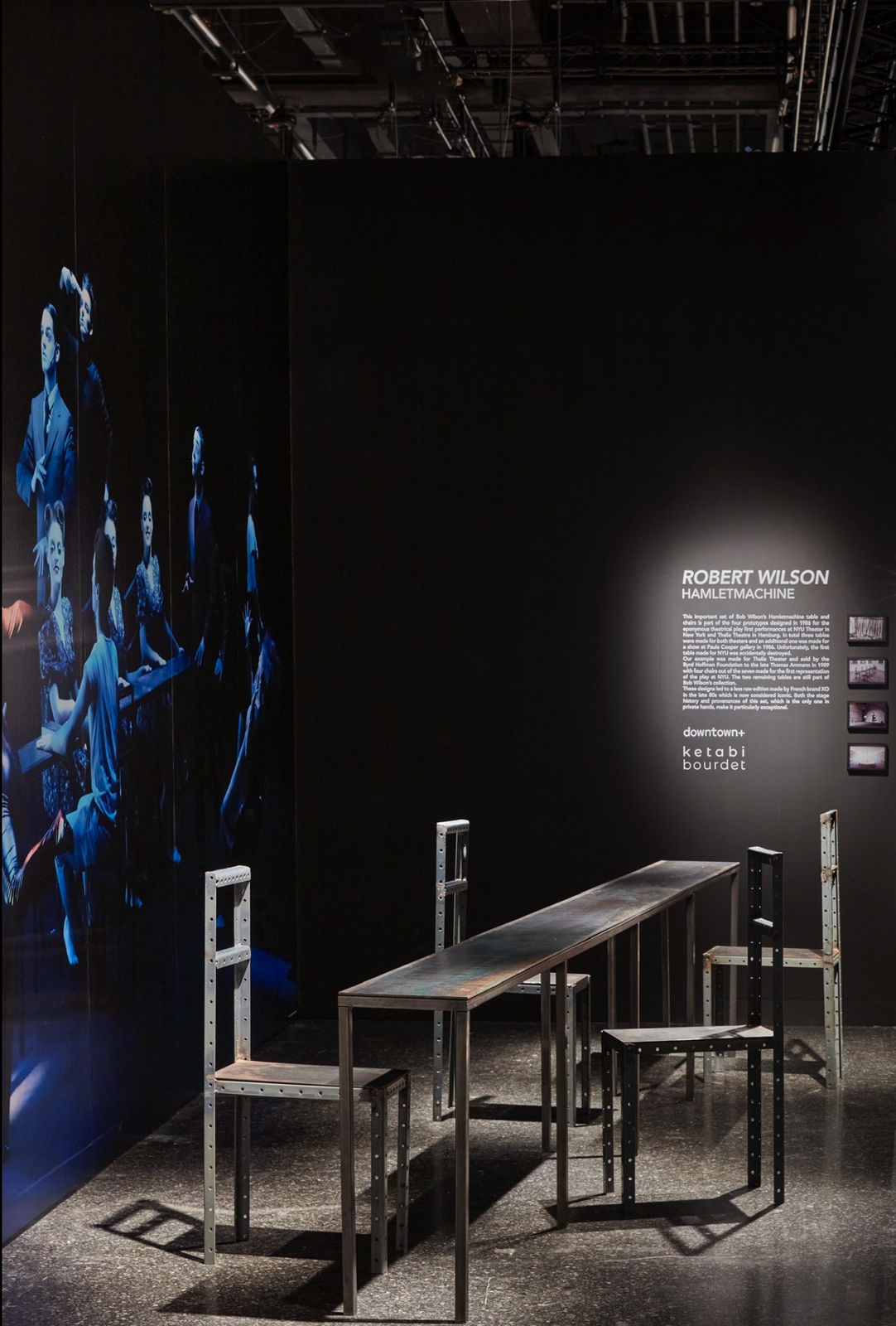 Robert Wilson, Table et 4 chaises Hamletmachine, 1986