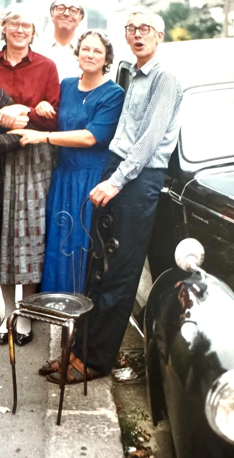 Tom Dixon (b. 1959), Lion and Unicorn chair, Ca. 1986