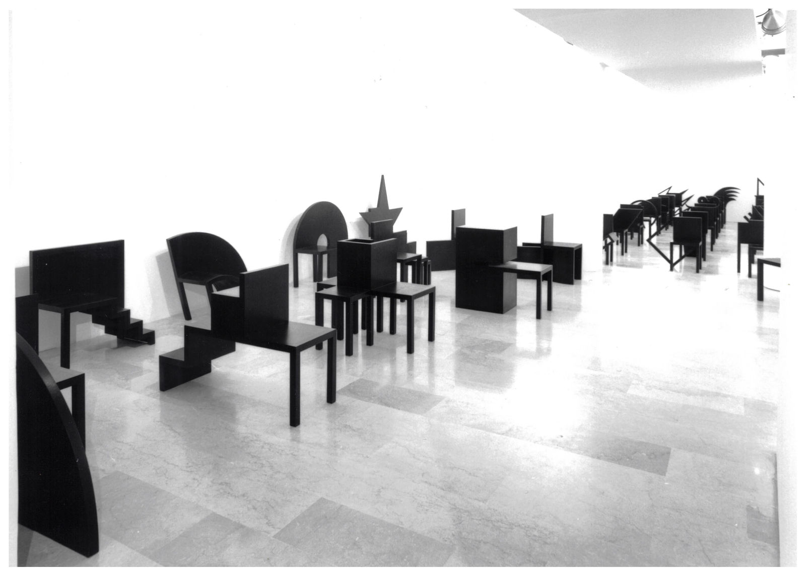 Paolo Pallucco, Sedia 92 - Sedia raggiante per propria geometria, 1990