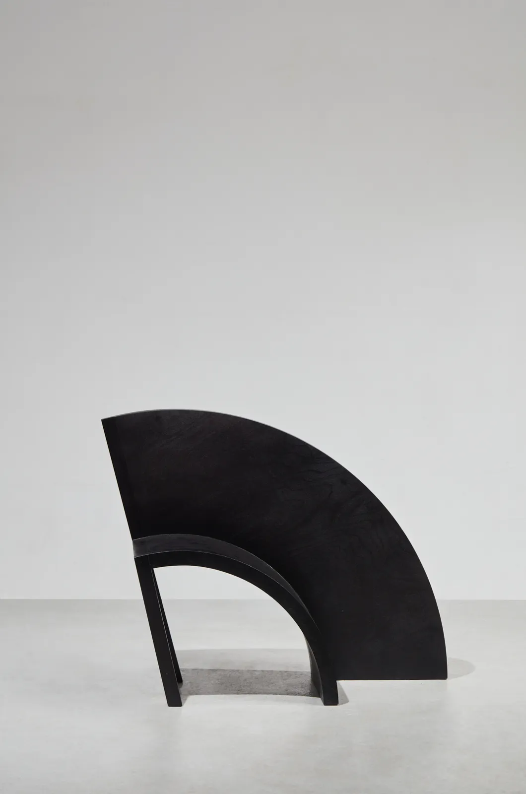 Paolo Pallucco (b. 1950), 100 sedie in una notte, Sedia 93 - Sedia scivolata fuori funzione fin sul fondo, 1990