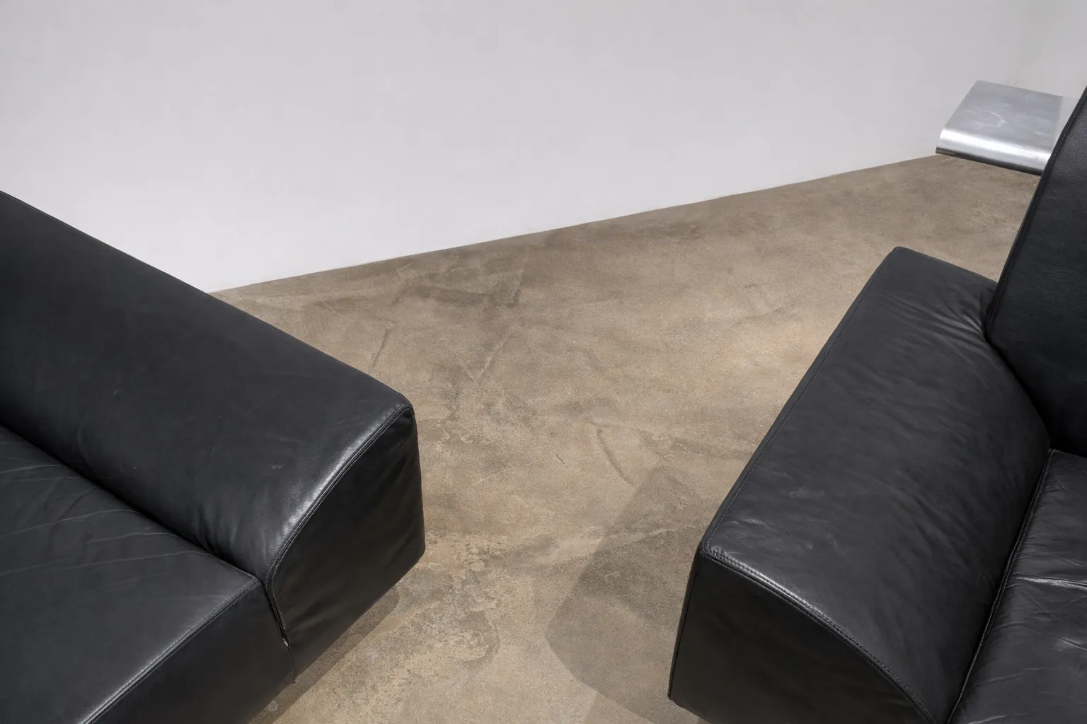 Philippe Starck, Paire de fauteuils Prince de Fribourg et Treyer, Ca. 1987