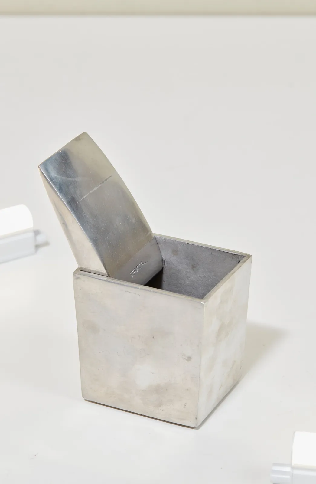 Philippe Starck, Cendrier Ray Hollis, Ca. 1985