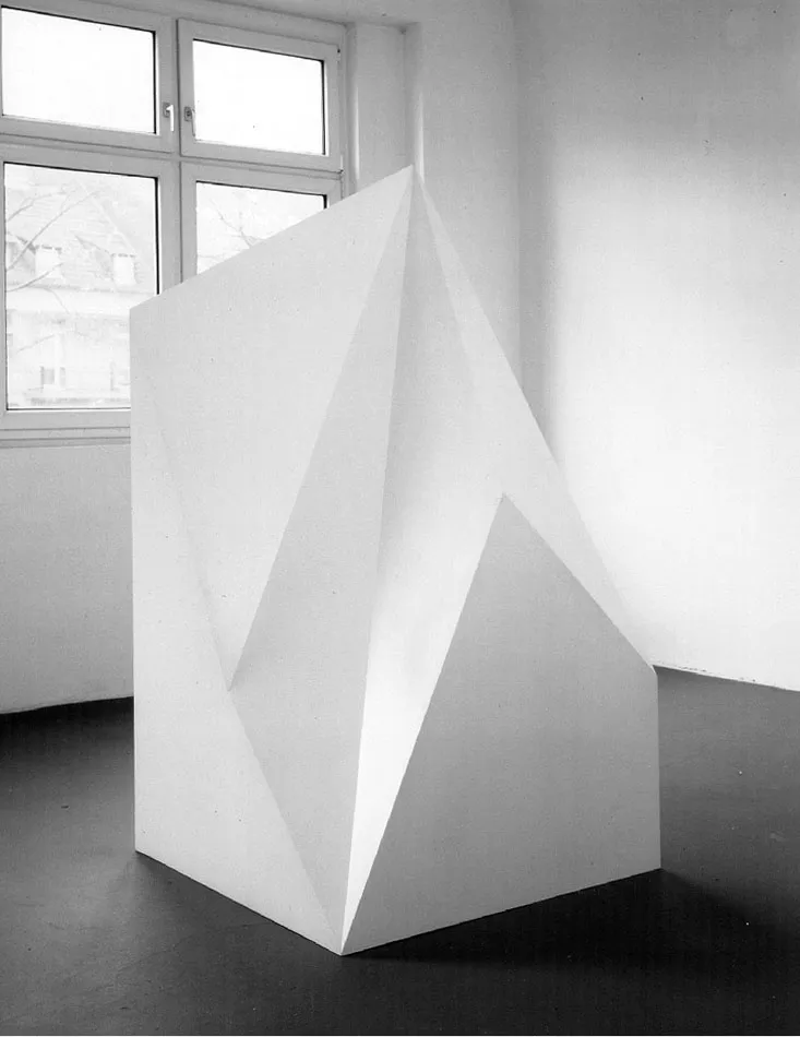 Sol LeWitt, Complex form #46, 1989
