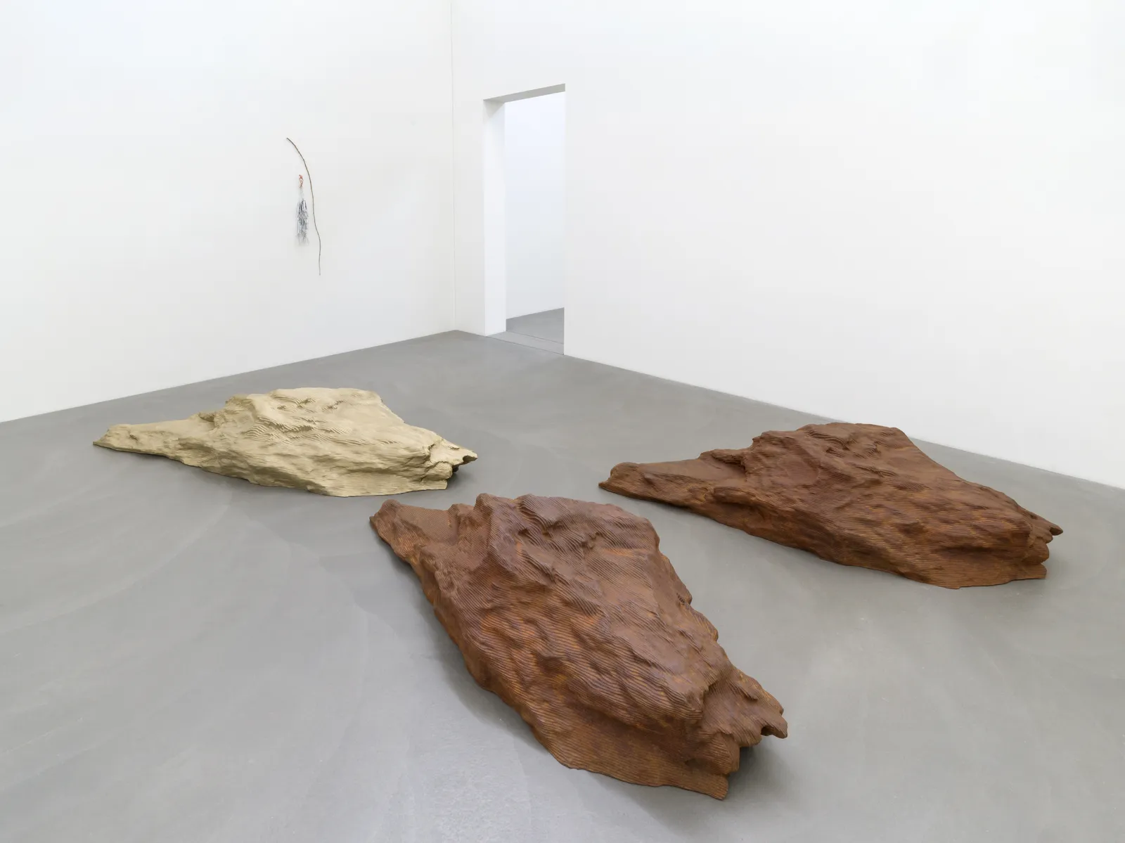 Alice Channer, Burial, 2016