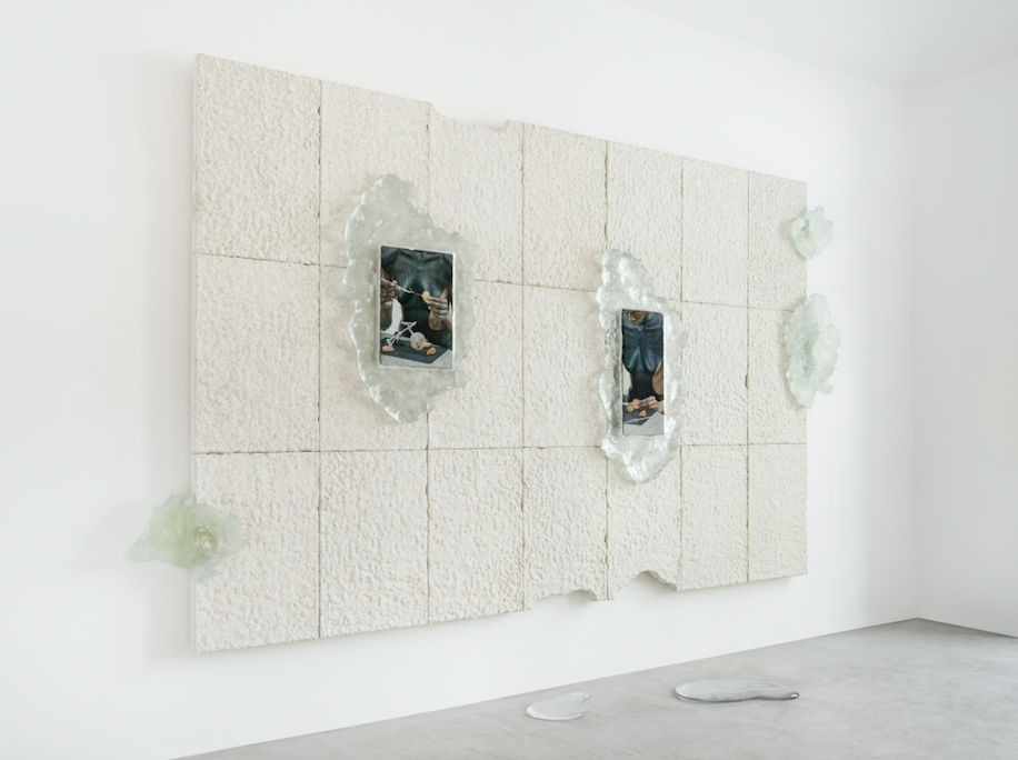 Klára Hosnedlová, Untitled, 2021