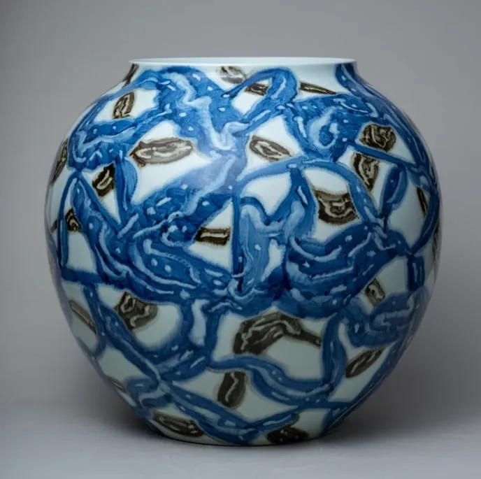 Bai Ming 白 明, Blue and Brown Entangling《青褐蔓繞》, 2019