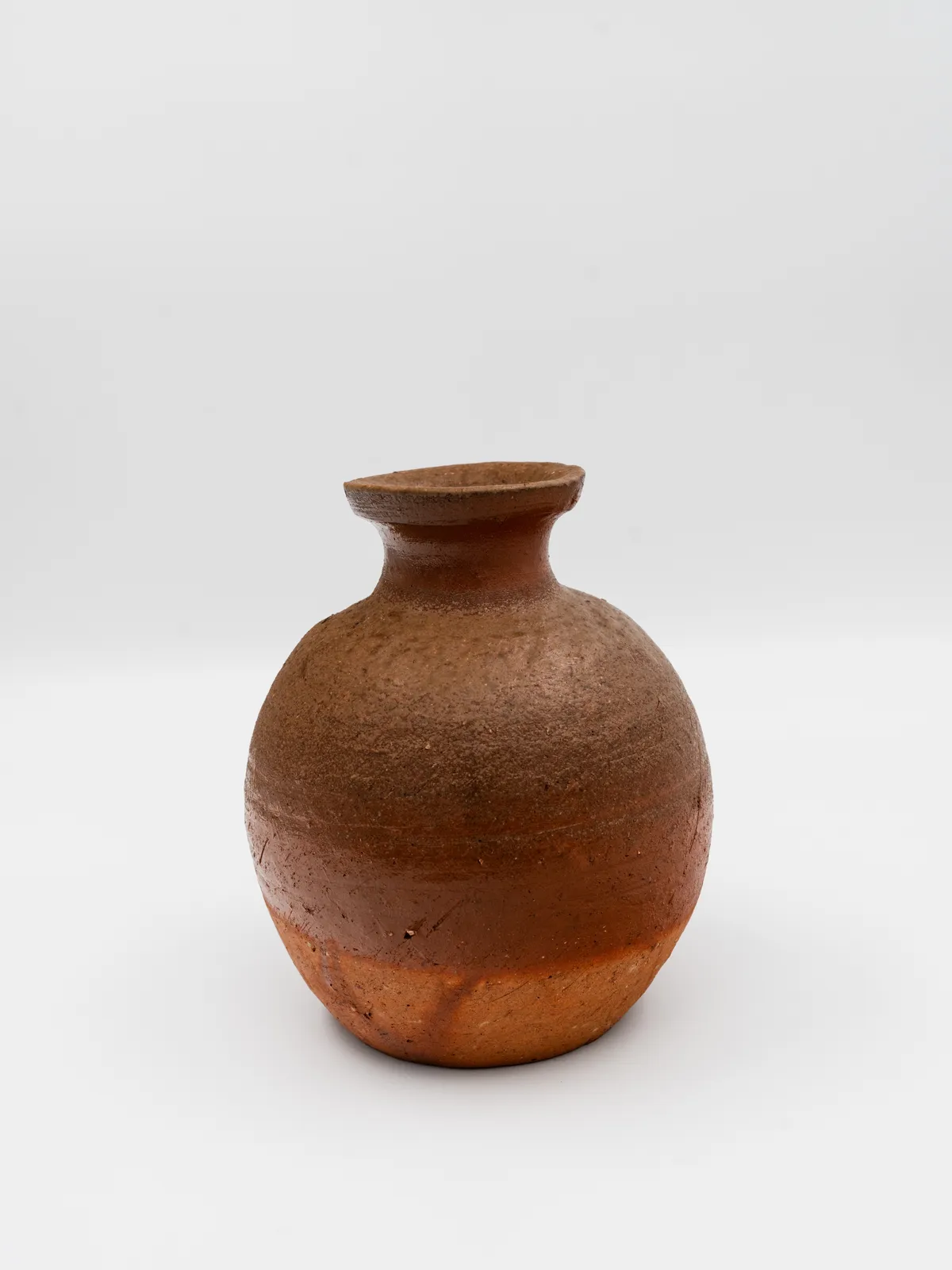 Togaku Mori b. 1937 Vase Signed tomobako, inside lid bizen stoneware 7 x 6 in