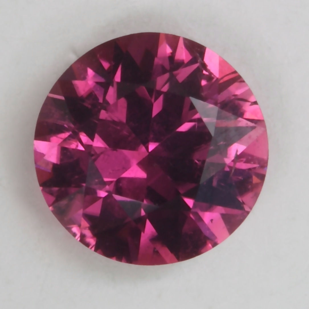 Pink round .47 cts.