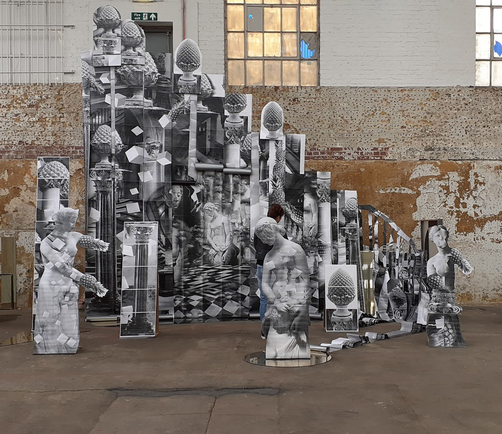 Sasha Bowles, Pineapple Sugarcube, 2021