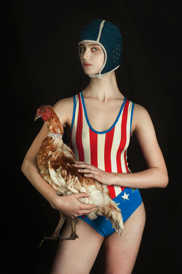 Romina Ressia, The Woman and the Hen, 2015