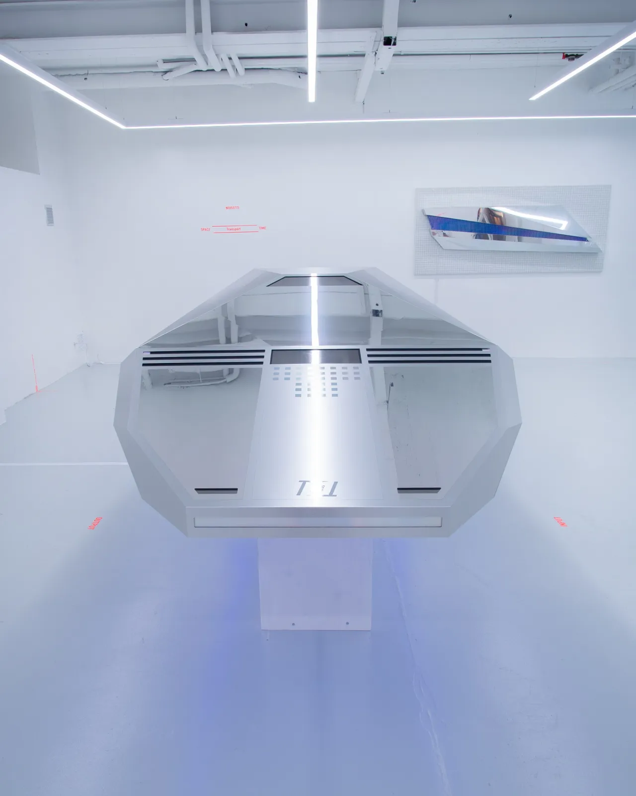 J. Demsky, TELETRANSPORTEER, 2023