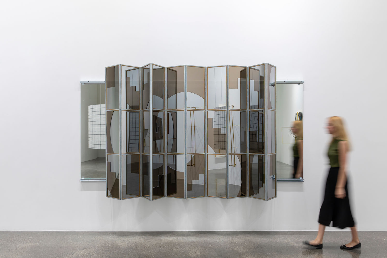 Ishmael Randall-Weeks, Biombo (Desert Displacement), 2023