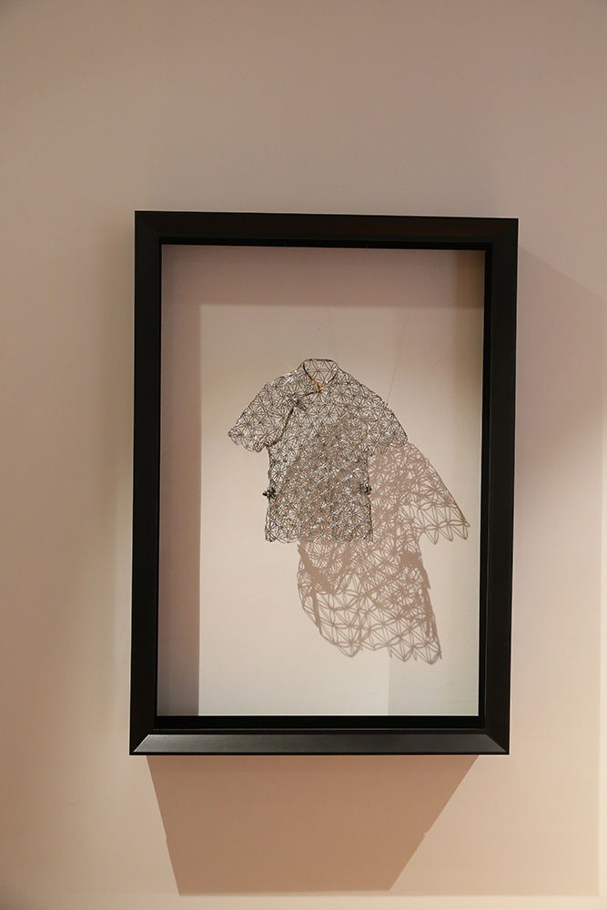 Man Fung-yi 文鳳儀, Weaving Intimacy (Body Lines) No.QQ2, 2013