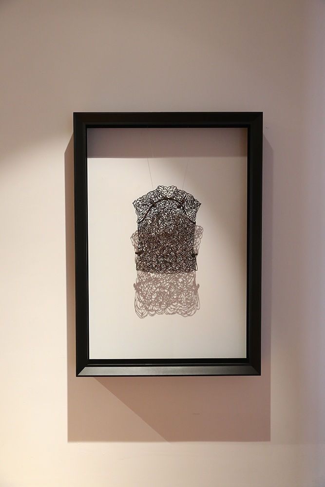 Man Fung-yi 文鳳儀, Weaving Intimacy (Body Lines) No.QQ1, 2013