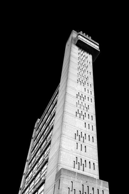 Egle Kisieliute, Concrete Evidence 7 (Trellick Tower, London. 1968 – 72), 2019