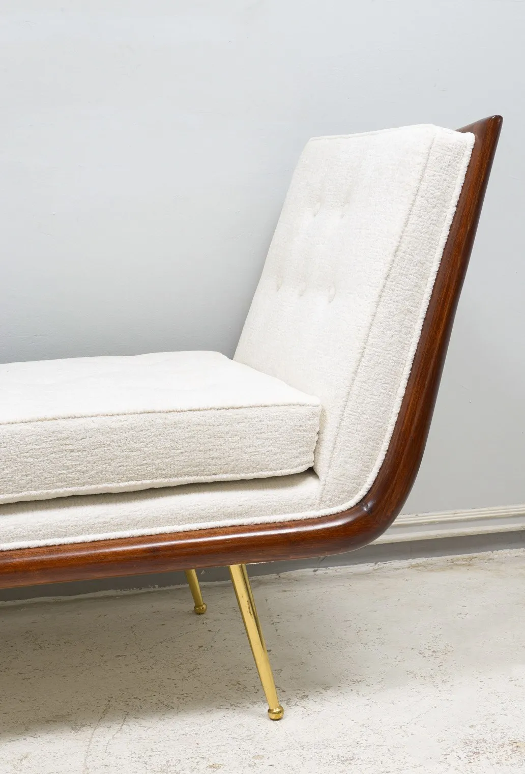 Vintage Chaise-Lounge in the Robsjohn Gibbings Manner, mid-20th century