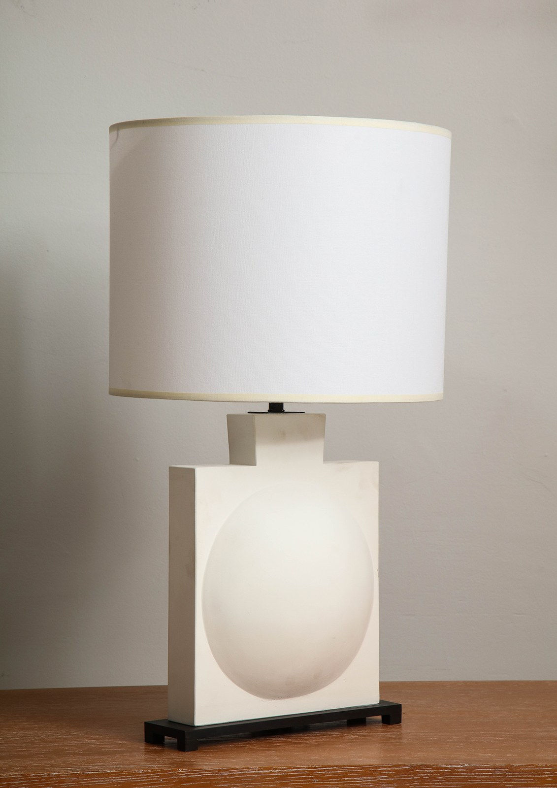 Pair of Custom Modern Sculptural Plaster Lamps, 21st century