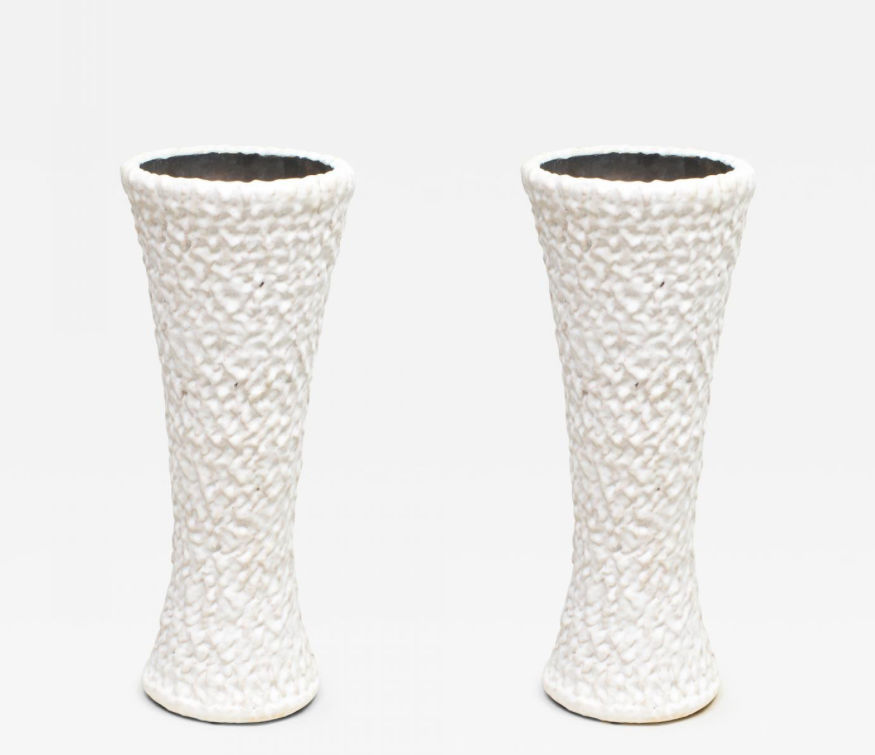 Peter Lane, Pair of Bespoke Ceramic Cuneiform Up-Light Lamps, 21st century