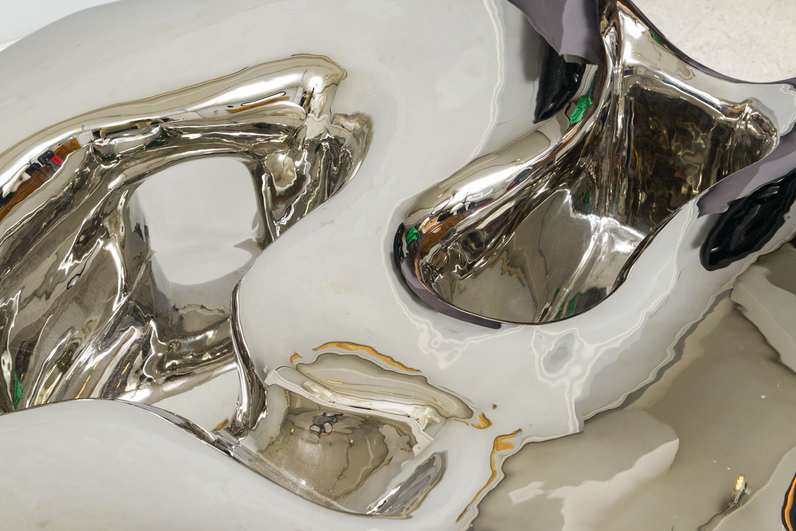 Studio Nawa, Surface Table, 21st century