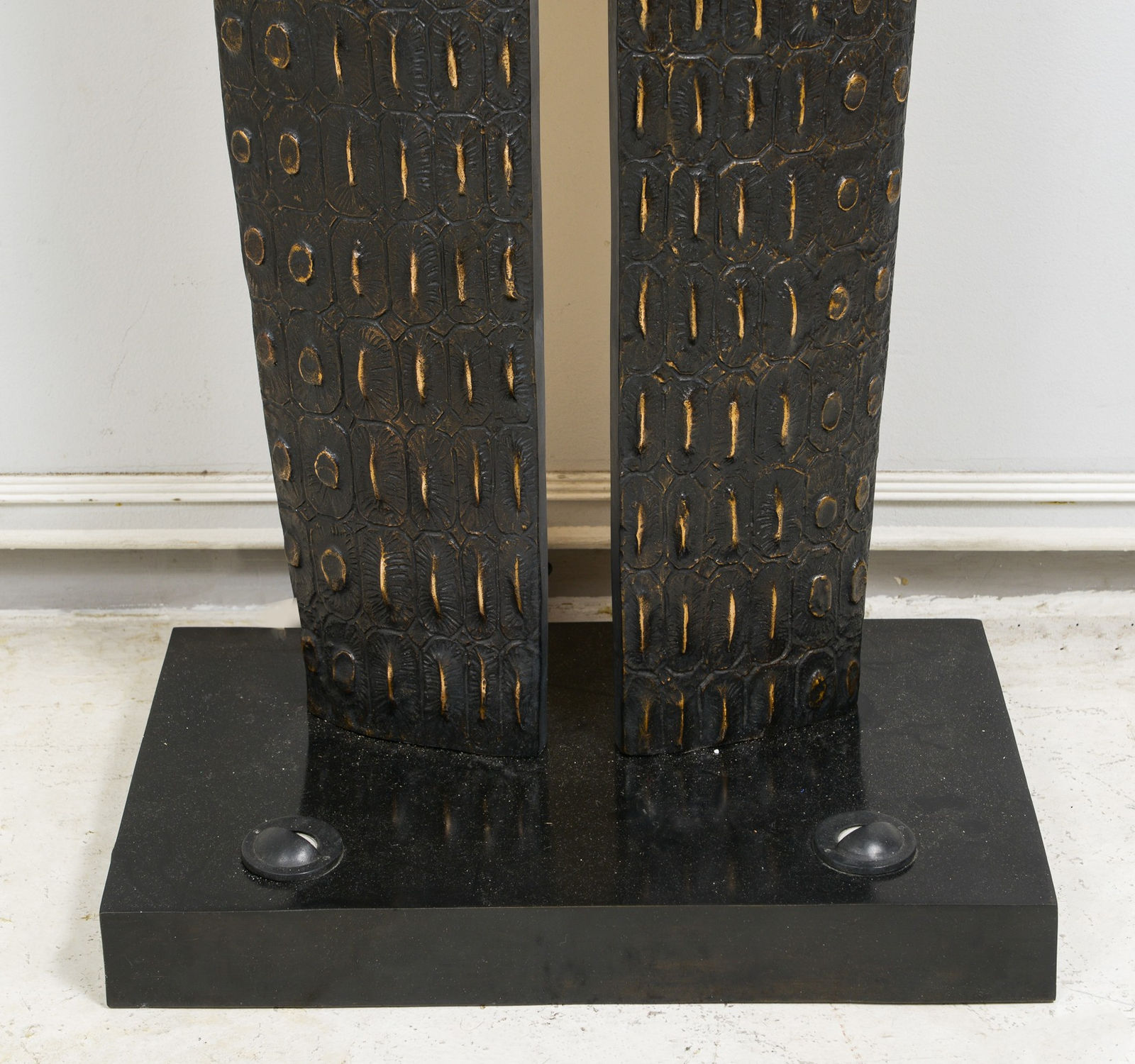 Patrick Laroche, French Bespoke Bronze Crocodile Lamp, 21st century