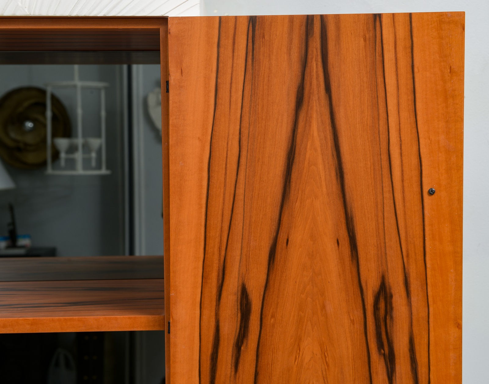 Atelier Stefan Leo, Bespoke Cristobal Cabinet, 21st century