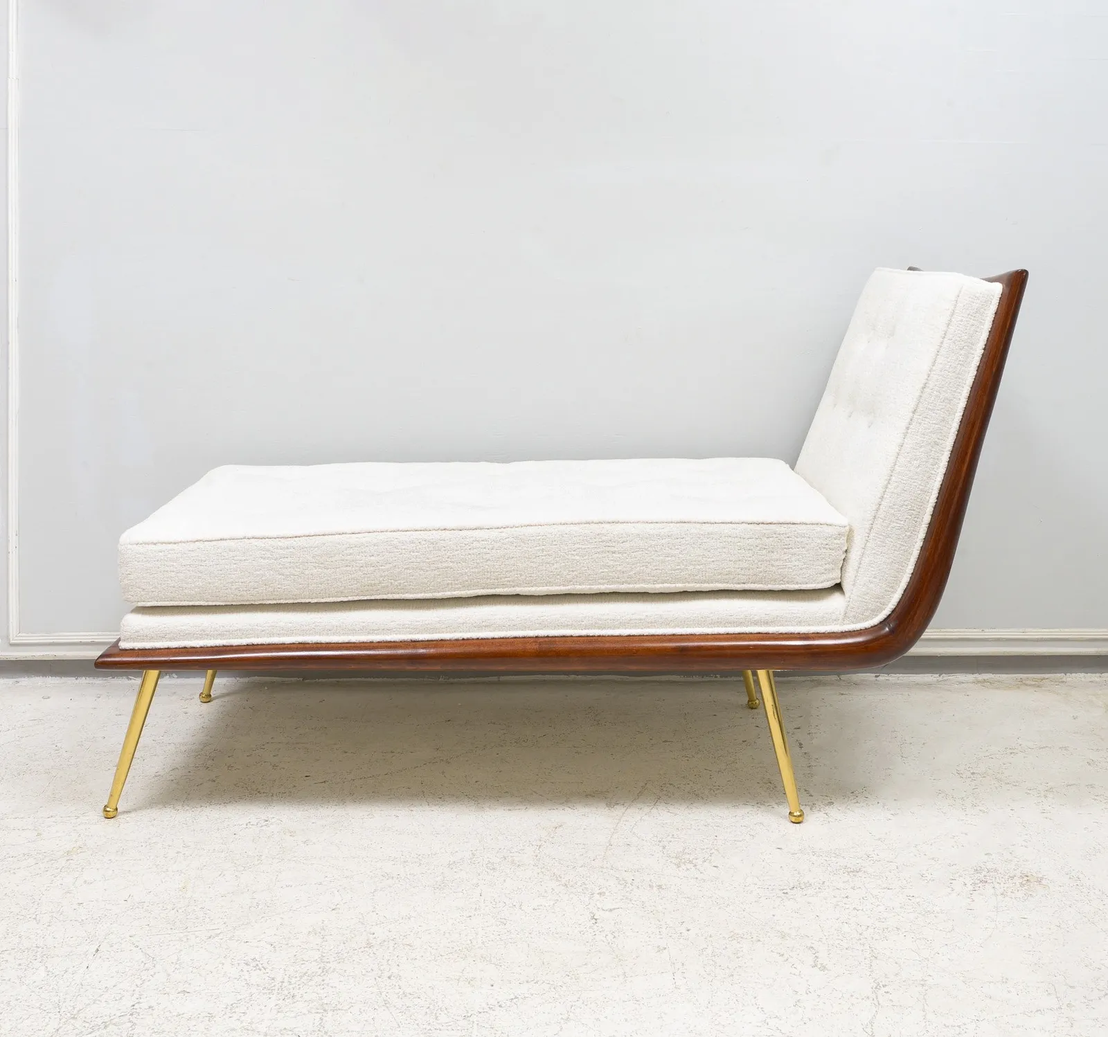 Vintage Chaise-Lounge in the Robsjohn Gibbings Manner, mid-20th century