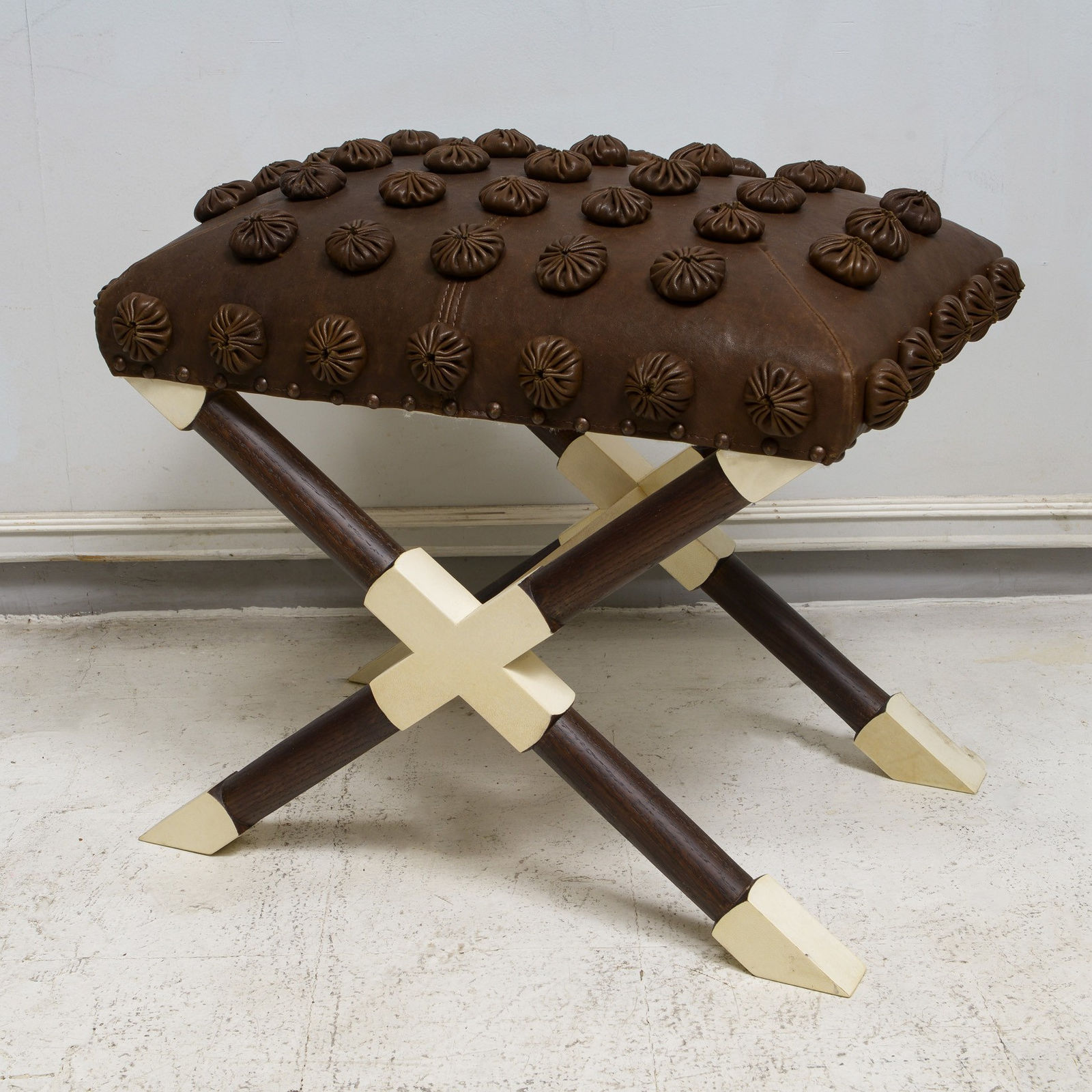 Custom Pair of Oak and Parchment X-Frame Benches upholstered in Leather, 21st century