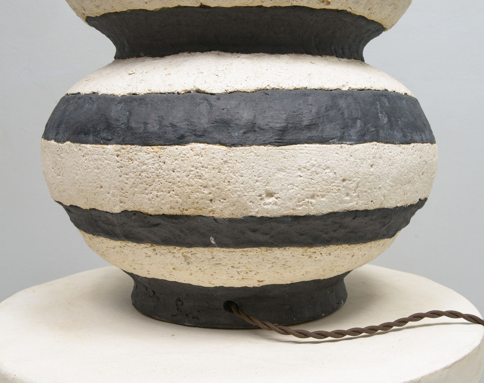 Shizue Imai, Bespoke Sculptural Ceramic Black and White Lamp , 21st century