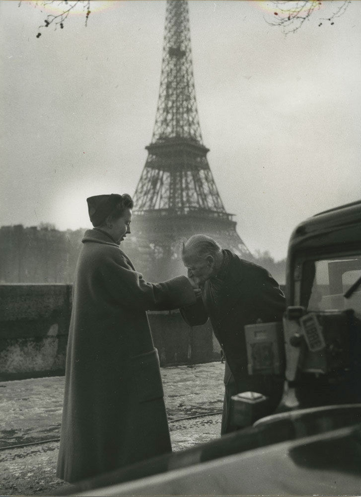 Sabine Weiss Vieux russe, chauffeur de taxi, Paris Tirage gélatino-argentique d'époque réalisé par l'artiste 23,8 x 30,1 cm Dim. papier: 23,8 x 30,1 cm