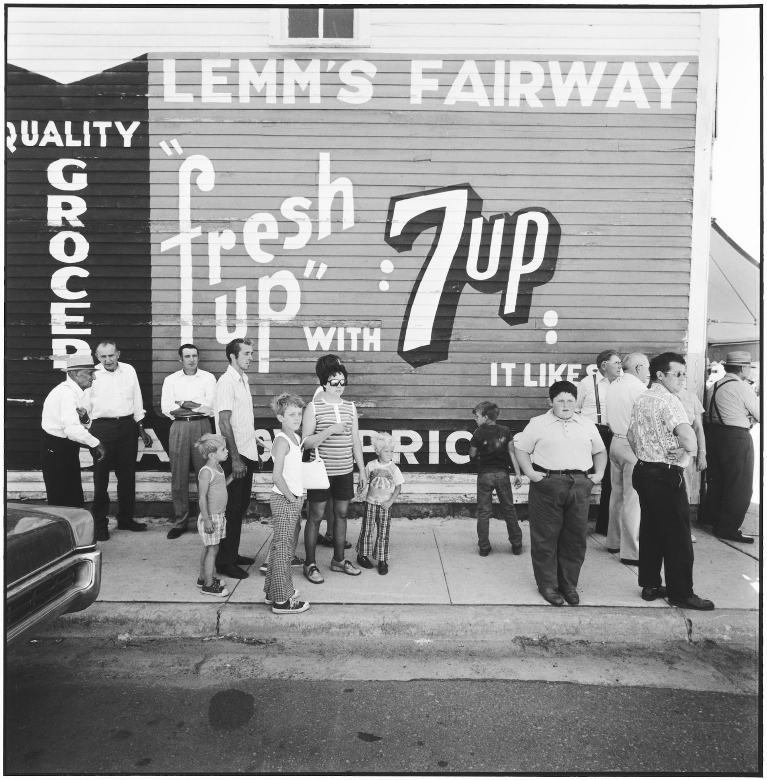 Tom Arndt Bicentenial Fete, Browerville, Minnesota Tirage gélatino-argentique postérieur, réalisé par l'artiste 25,2 x 25,7 cm Dim. papier: 27,9 x 35,3 cm